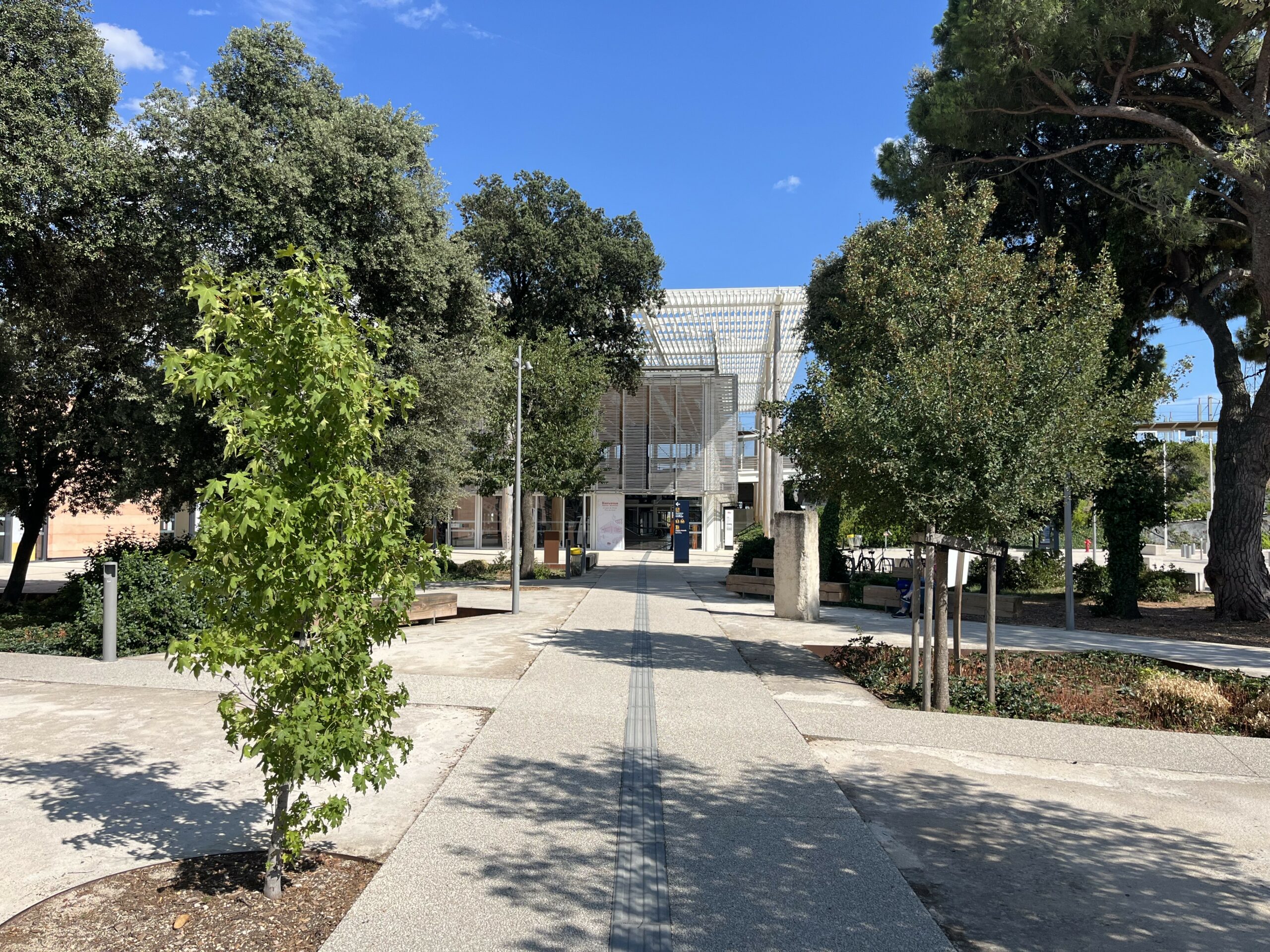 taxi gare de nîmes pont du gard
