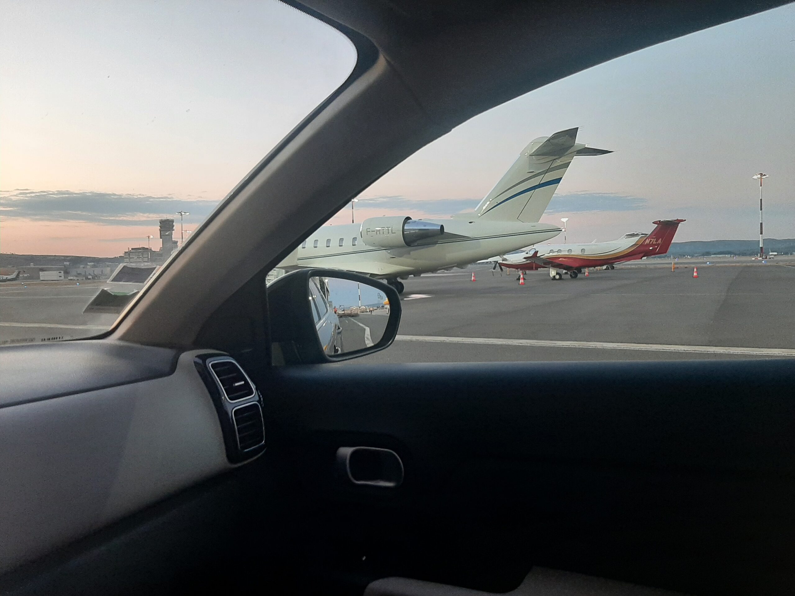 transfert aéroport taxi gard
